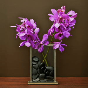 Vertical V2 Vase